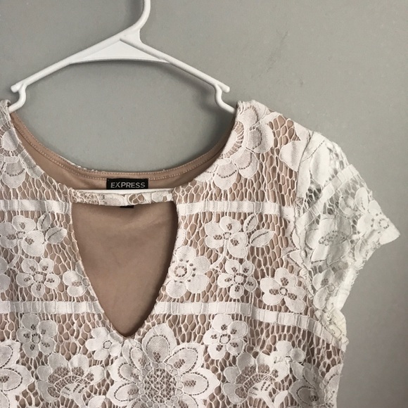 Express white lace crochet top keyhole neck - Picture 2 of 6